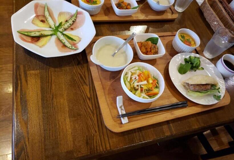 مبيت وإفطار Gardenroom Bnb Yumyum