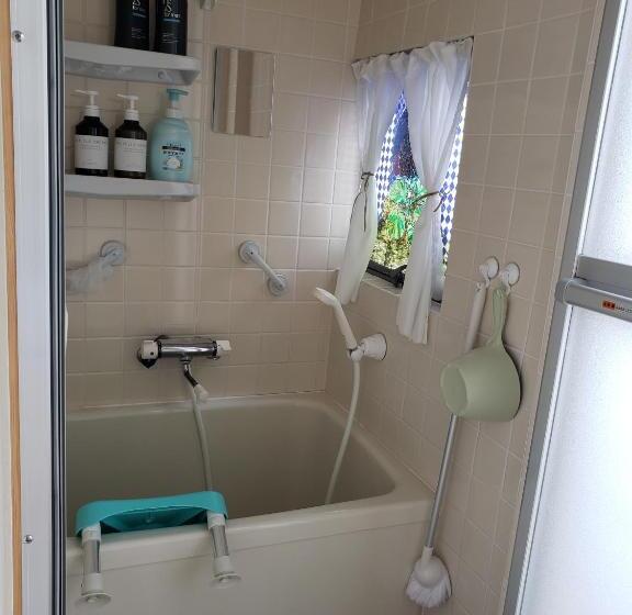 مبيت وإفطار Gardenroom Bnb Yumyum