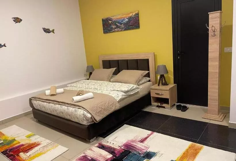 ベッドアンドブレックファースト Ora Apartament