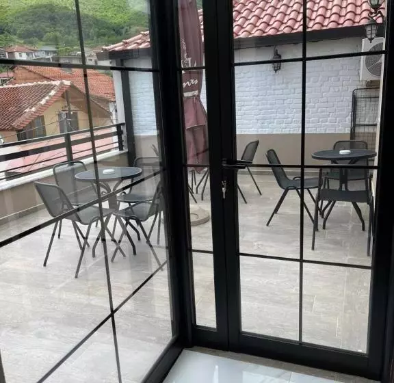 ベッドアンドブレックファースト Ora Apartament
