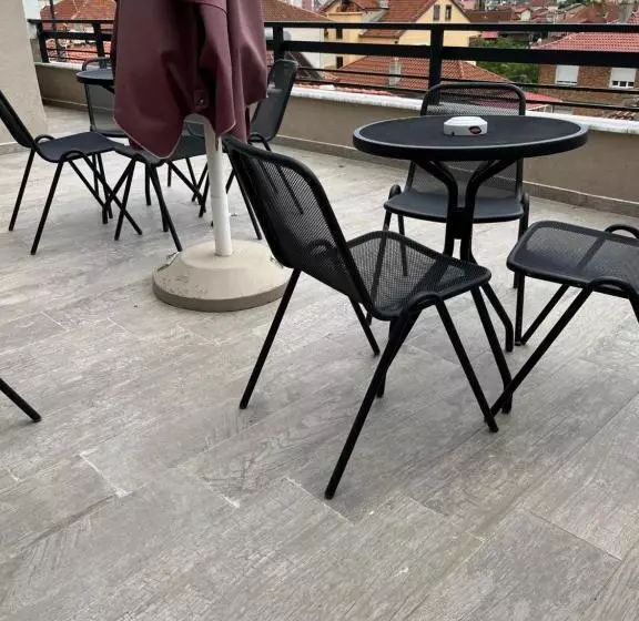 ベッドアンドブレックファースト Ora Apartament