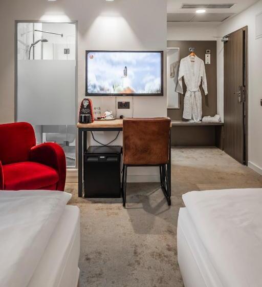 هتل Charm Boutique