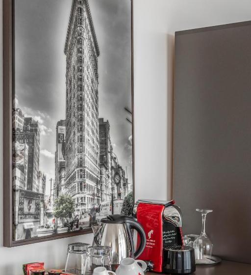 هتل Charm Boutique