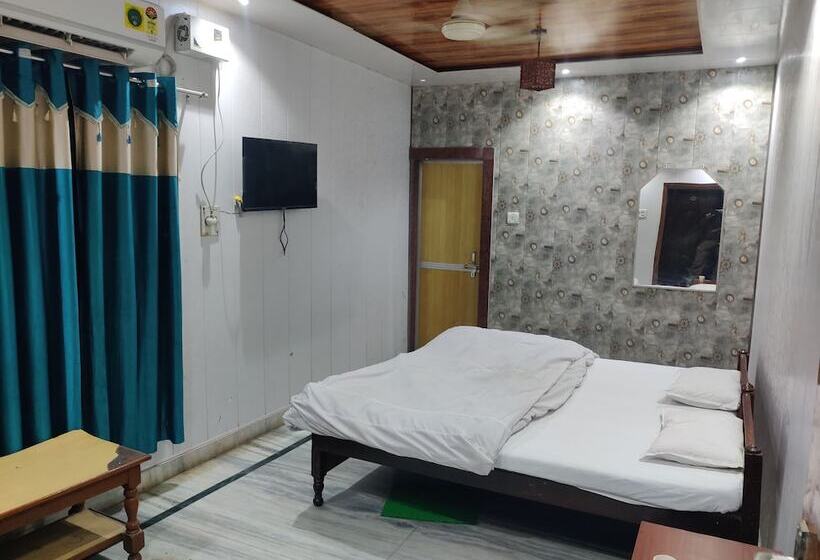 호텔 Krishan Kanhiya