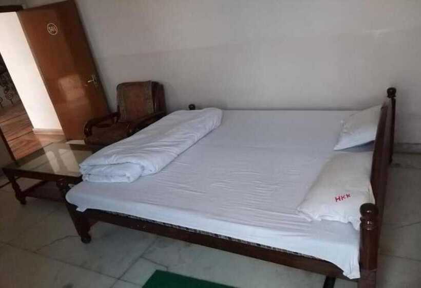 호텔 Krishan Kanhiya