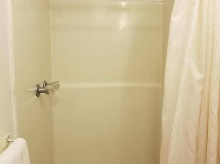 فندق Lone Star Inn By Fairbridge