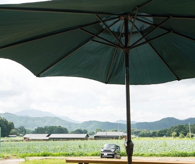 פנסיון Guesthouse Leaf