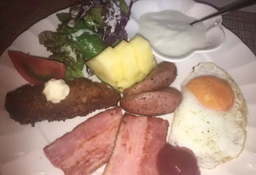 Majatalo Guesthouse Leaf