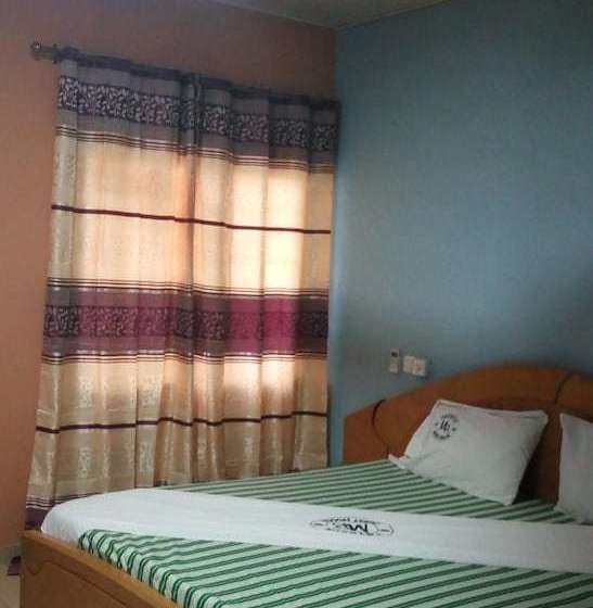 펜션 Maybeth Guest House