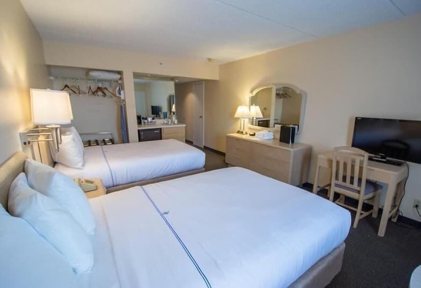 Bonnie Castle Resort & Marina