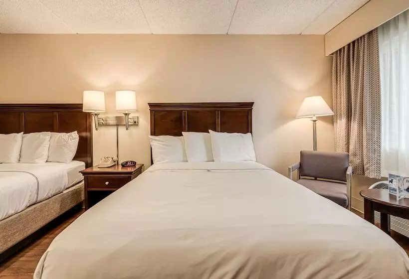 Bonnie Castle Resort & Marina