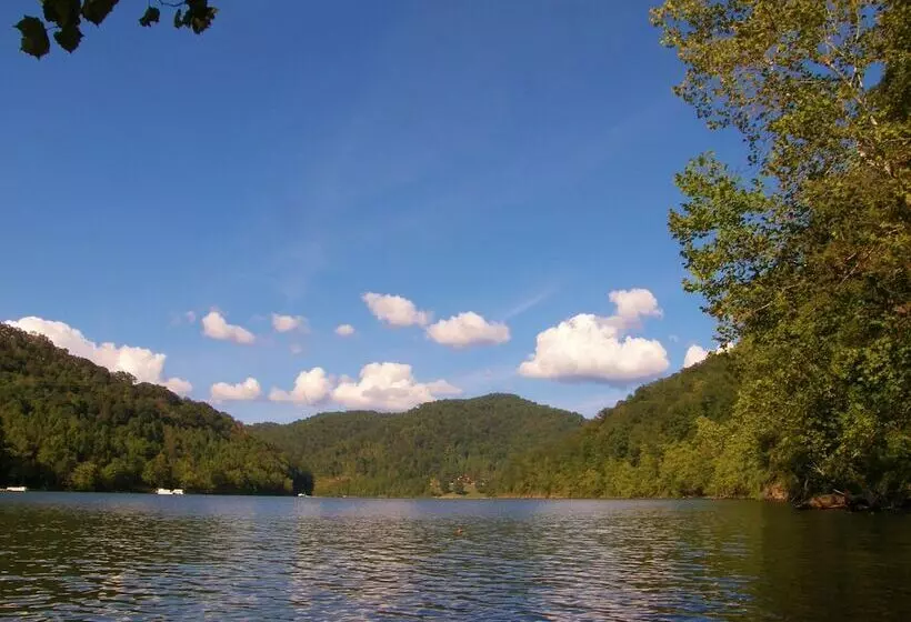 Buckhorn Lake State Resort Park