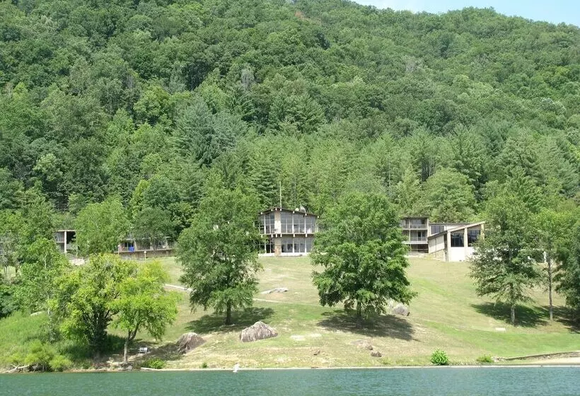 Buckhorn Lake State Resort Park