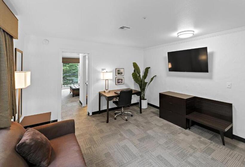 酒店 Best Western Wesley Inn & Suites