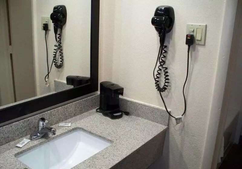 호텔 Bluegrass Inn