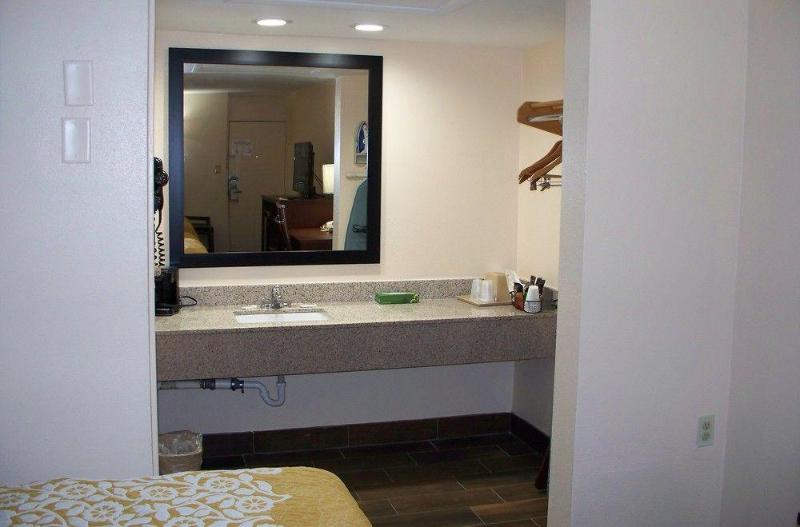 בית מלון כפרי Bluegrass Inn