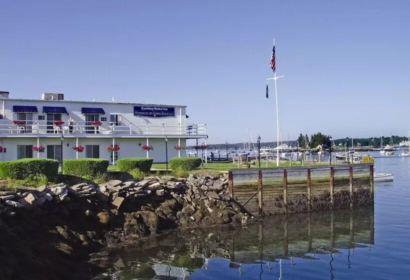 ホテル Boothbay Harbor Inn