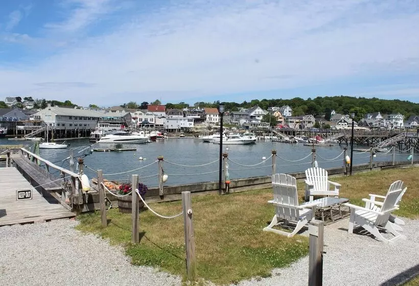 ホテル Boothbay Harbor Inn