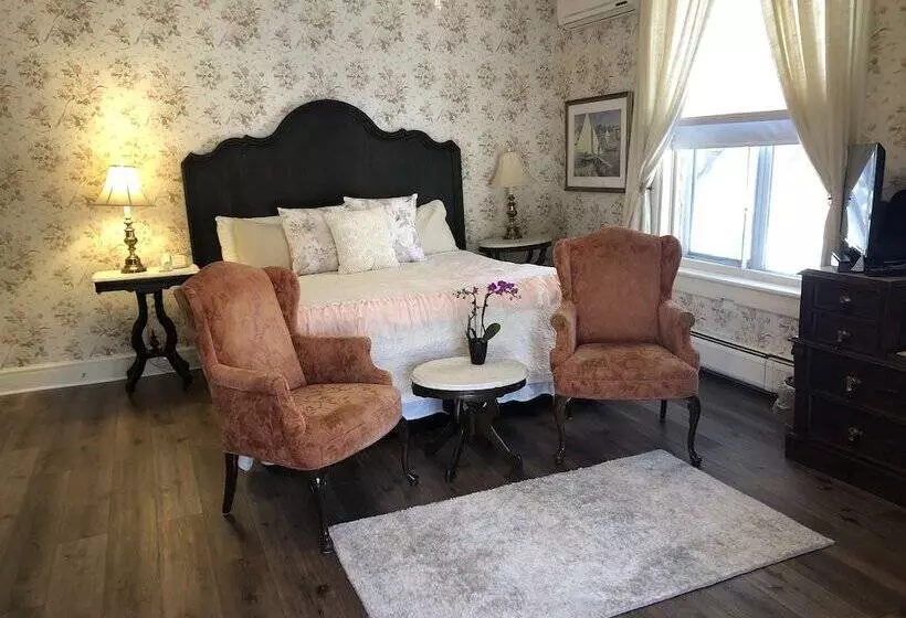 هتل Brook Farm Inn