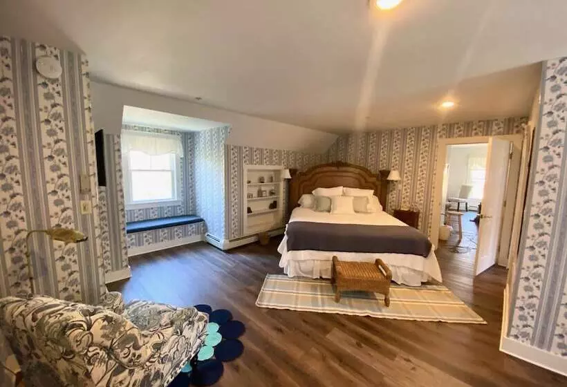 هتل Brook Farm Inn