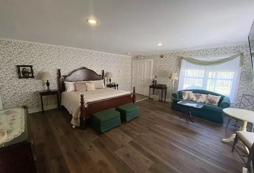 هتل Brook Farm Inn