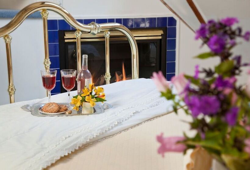 ホテル Brook Farm Inn