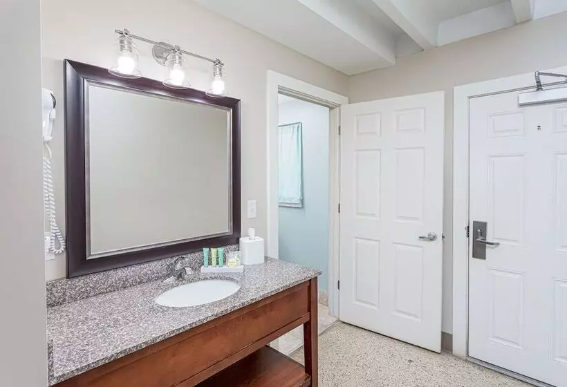 모텔 Bikini Beach Resort