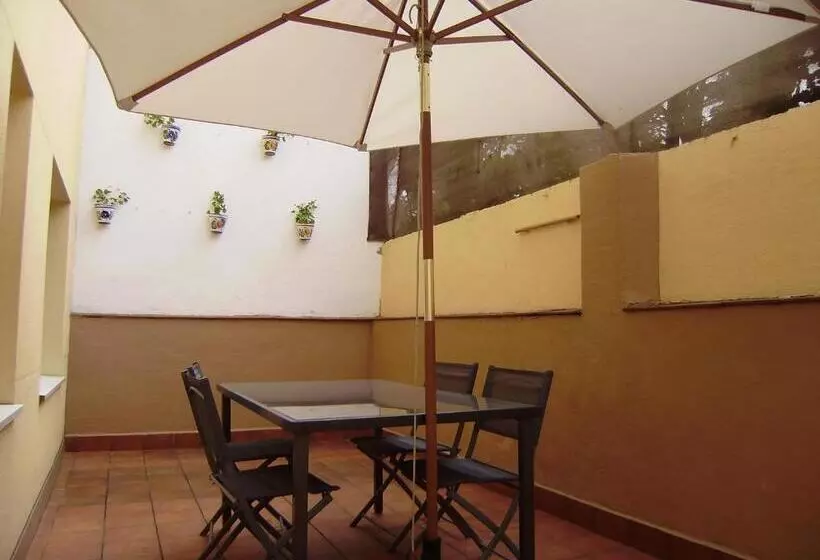 Apartamentos La Tata