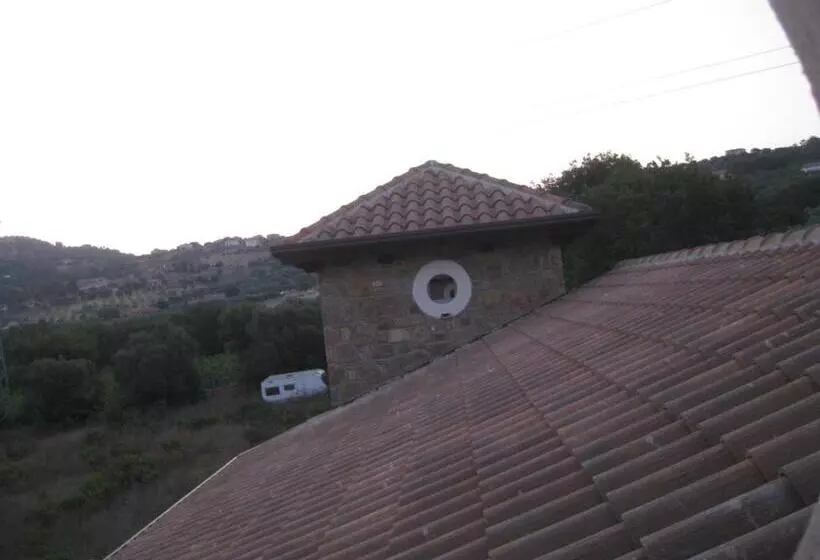 Aamiaismajoitus (B&B) Le Torri Del Cilento