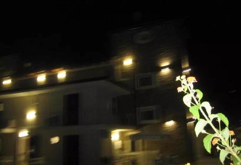 Aamiaismajoitus (B&B) Le Torri Del Cilento