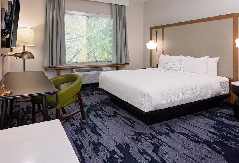 Hotelli Fairfield Inn & Suites By Marriott Queensbury Glens Falls/lake George