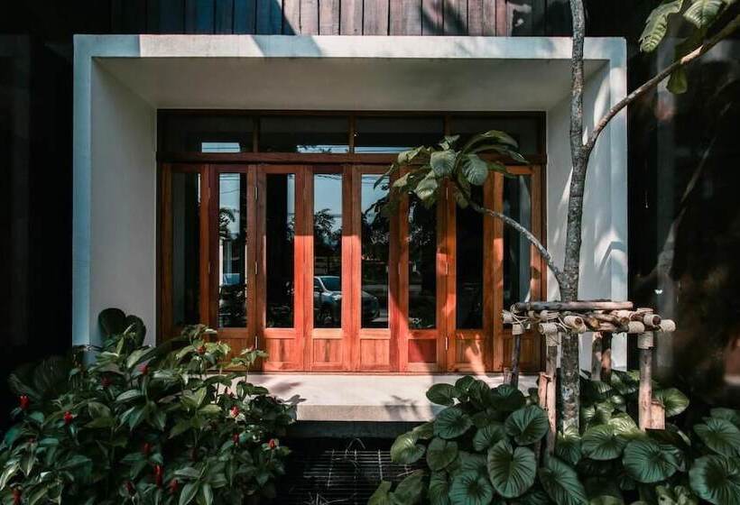 Hotel Gahn   Sha Plus