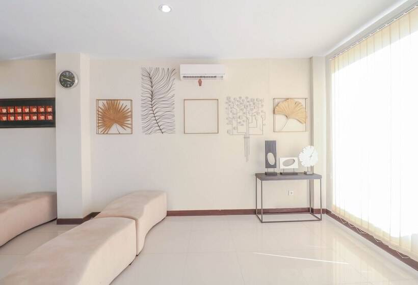 בית מלון כפרי Oyo 1258 Balitone Residence