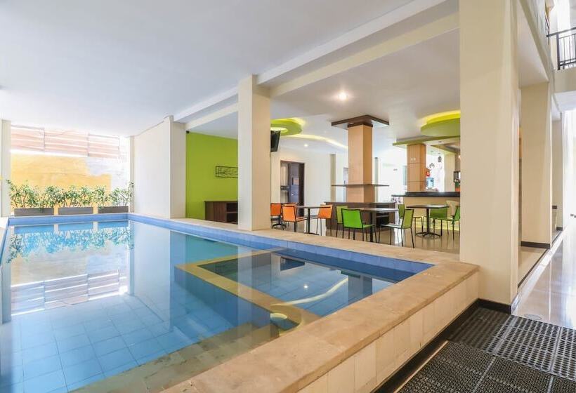 בית מלון כפרי Oyo 1258 Balitone Residence