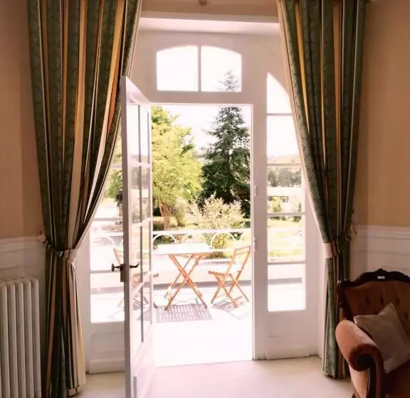 ベッドアンドブレックファースト Vue Du Château D'excideuil