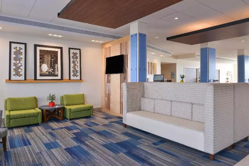 Hotelli Holiday Inn Express & Suites   Ruskin, An Ihg