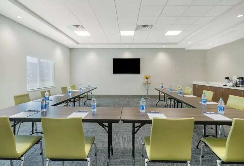 Hotelli Holiday Inn Express & Suites   Ruskin, An Ihg