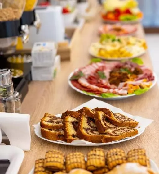 پانسیون Casa Cu Nuc