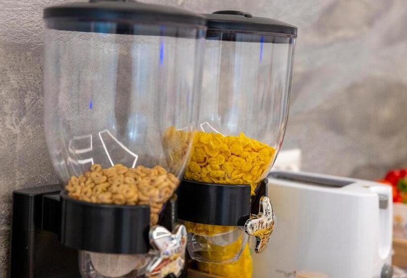 پانسیون Casa Cu Nuc