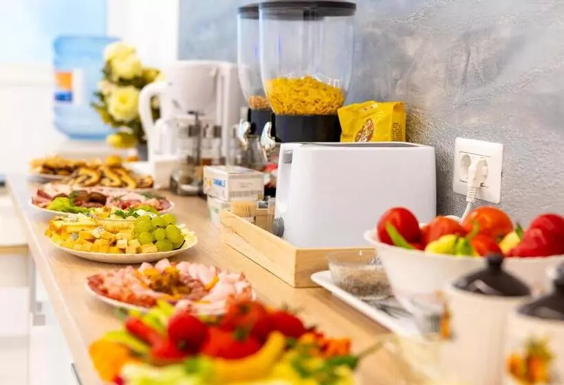 پانسیون Casa Cu Nuc