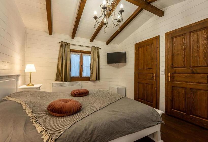 پانسیون Flori Haus Saschiz