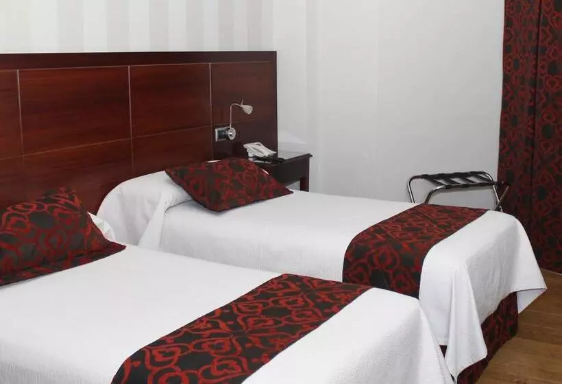 ホテル Lb Lebrija By Ma 22 Puntos