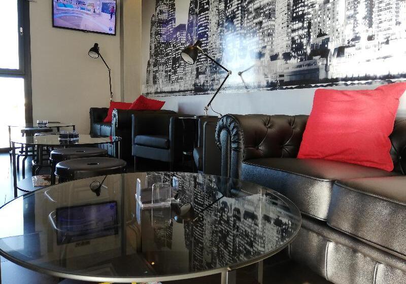 ホテル Lb Lebrija By Ma 22 Puntos