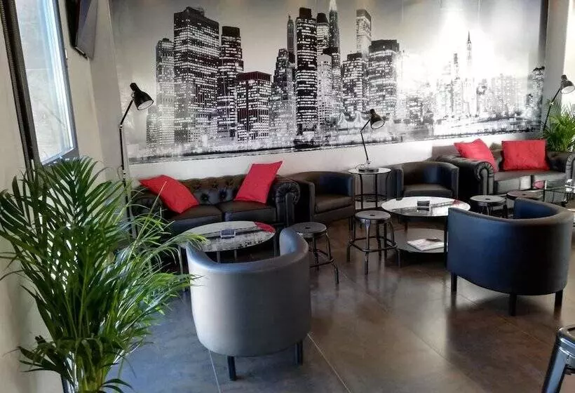 ホテル Lb Lebrija By Ma 22 Puntos