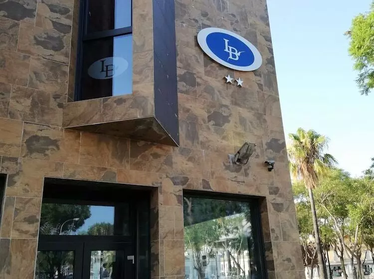 ホテル Lb Lebrija By Ma 22 Puntos