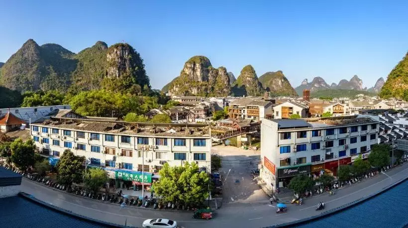ホテル Global Village Mountain View Yangshuo