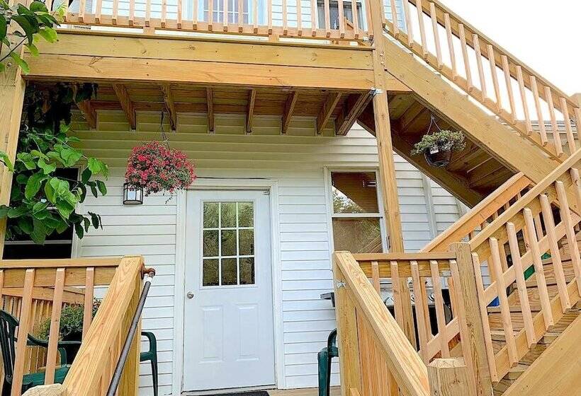 פנסיון Micosta Leisure Inn