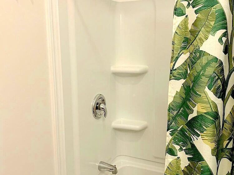 פנסיון Micosta Leisure Inn