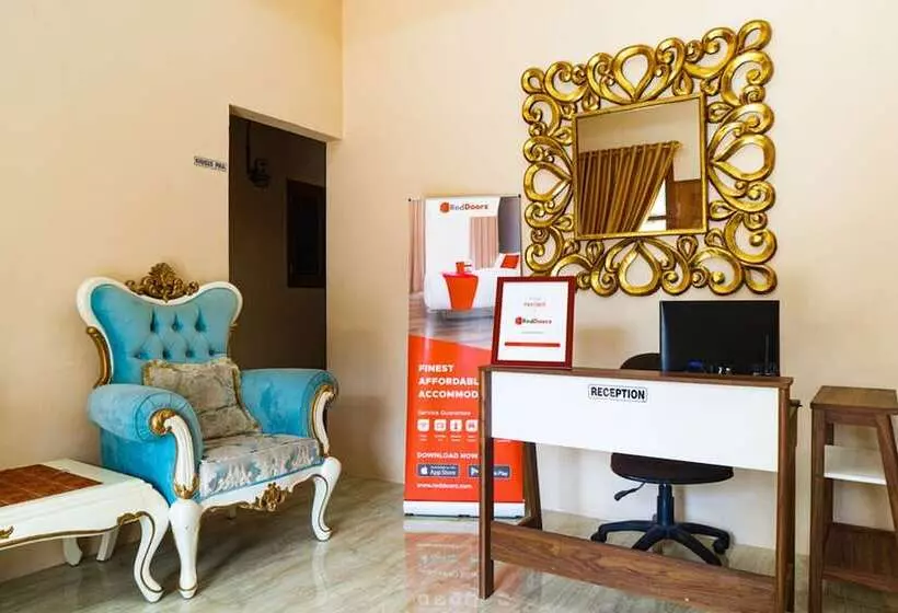 Majatalo Reddoorz Near Cipinang Indah Mall