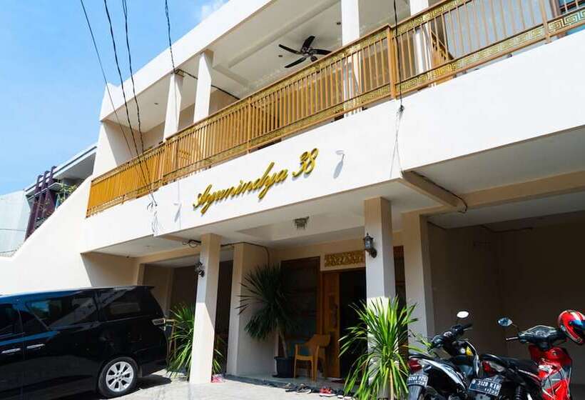 פנסיון Reddoorz Near Cipinang Indah Mall